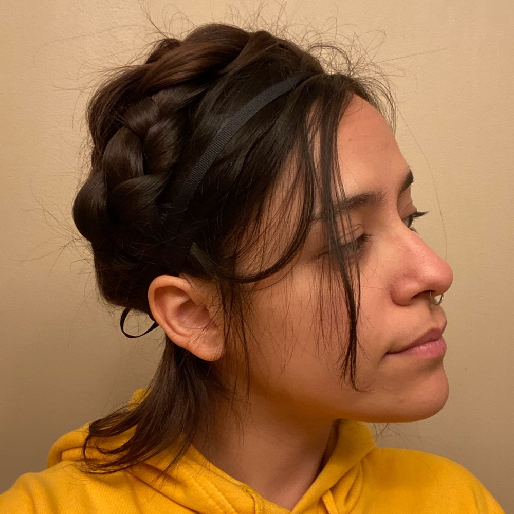 Meet your Posher, Cynthia